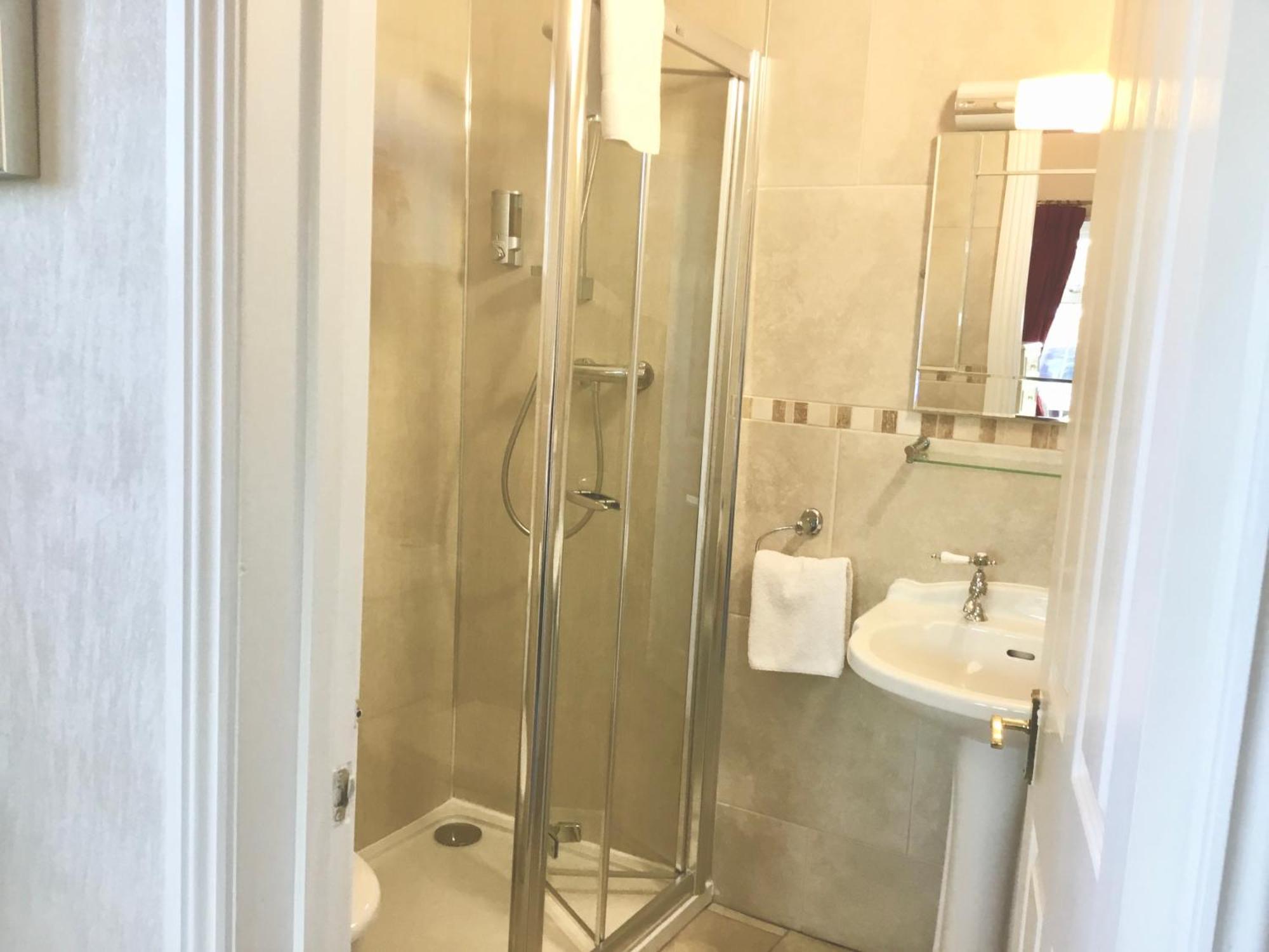Westlea Guest House Алнмут Номер фото